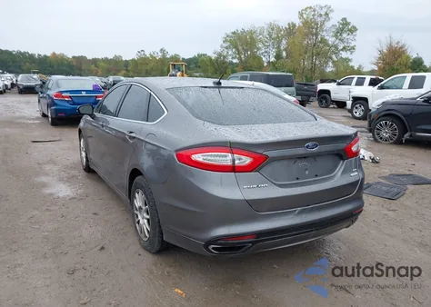 2013 Ford Fusion Se z USA, uszkodzony, nr VIN 3FA6P0H95DR220058